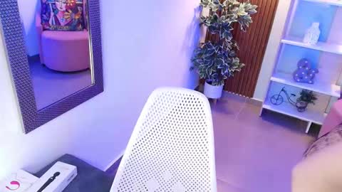 Dalila  online show from October 18, 2025, 6:30 pm