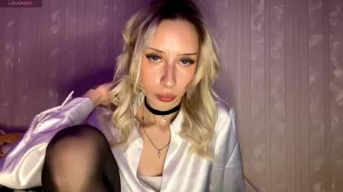 dallaspember online show from December 18, 2025, 1:28 pm