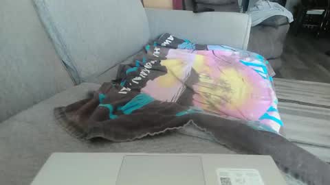 tennguy44 online show from January 12, 2025, 8:25 pm