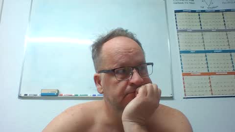dallastxguy74 online show from December 8, 2024, 6:33 am