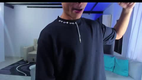 damar_felipe online show from February 11, 2025, 5:05 am