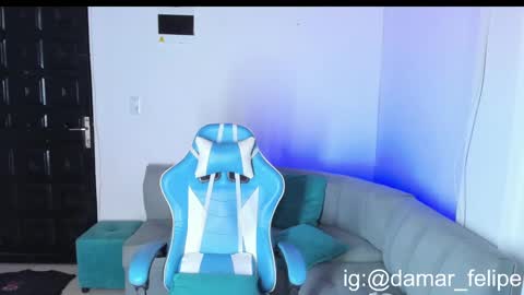 damar_felipe online show from February 24, 2025, 5:43 am