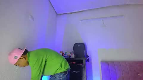 damar_felipe online show from February 1, 2026, 6:45 am