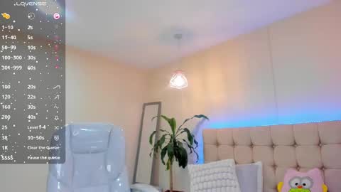 DAMIAN online show from January 14, 2025, 3:04 pm