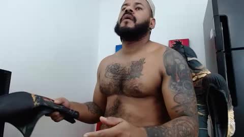 Snapshot of damian64436171 chatting on January 14, 2026, 3:23 am damian64436171 online show from January 14, 2026, 3:23 am