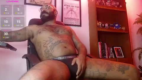 Snapshot of damian_darkside_ chatting on July 14, 2026, 1:41 am Damian online show from July 14, 2026, 1:41 am