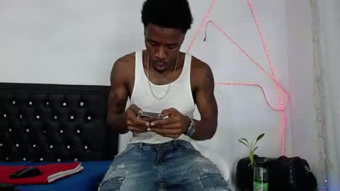 Snapshot of damian_hart_24cm chatting on July 1, 2026, 1:02 pm damian_hart_24cm online show from July 1, 2026, 1:02 pm