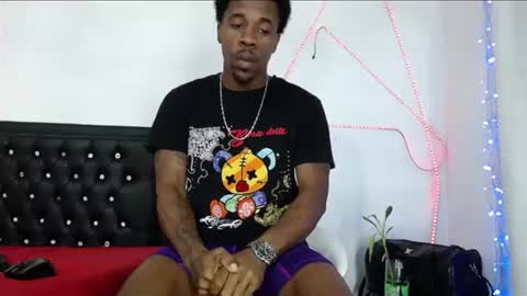 Snapshot of damian_hart_24cm chatting on July 6, 2026, 11:18 am damian_hart_24cm online show from July 6, 2026, 11:18 am