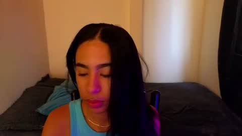 Snapshot of damian_n_lissa chatting on May 12, 2026, 12:46 pm damian_n_lissa online show from May 12, 2026, 12:46 pm