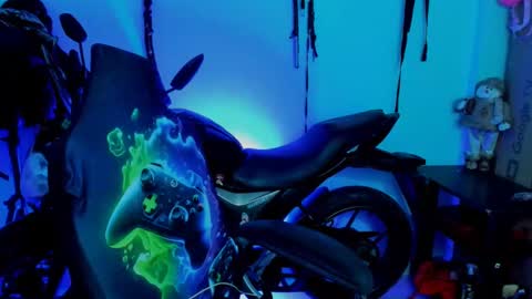 Damian torner online show from October 14, 2025, 4:46 am