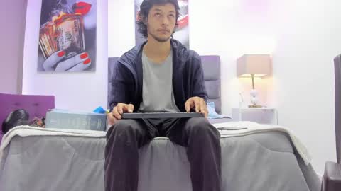 Snapshot of damian_vadim chatting on April 20, 2026, 11:13 am Damian Vadim online show from April 20, 2026, 11:13 am