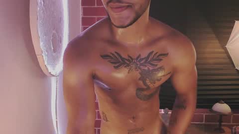 Snapshot of damiann_rees chatting on February 5, 2025, 7:53 pm instagram damiannreed. online show from February 5, 2025, 7:53 pm