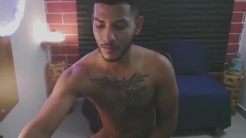 Snapshot of damiann_rees chatting on February 5, 2025, 11:06 pm instagram damiannreed. online show from February 5, 2025, 11:06 pm