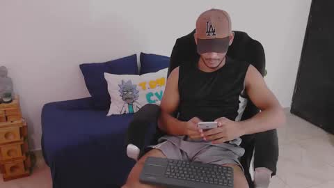 Snapshot of damiann_rees chatting on September 13, 2025, 2:33 am instagram damiannreed. online show from September 13, 2025, 2:33 am