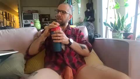 Snapshot of damien_mace chatting on February 23, 2025, 12:37 pm damien_mace online show from February 23, 2025, 12:37 pm