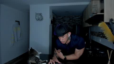 INSTAGRAM  DAMMIANMILLEROFICIAL online show from February 15, 2026, 12:25 pm