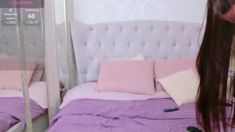 Julia online show from February 17, 2025, 1:15 am