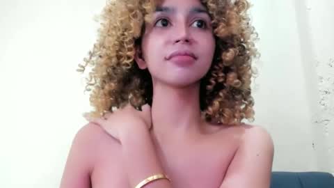 Snapshot of damnperfectxx chatting on February 10, 2026, 2:48 am damnperfectxx online show from February 10, 2026, 2:48 am