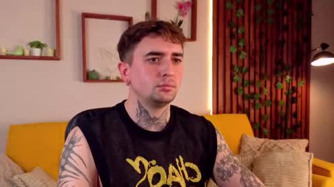 damon000lee online show from March 17, 2026, 10:40 am