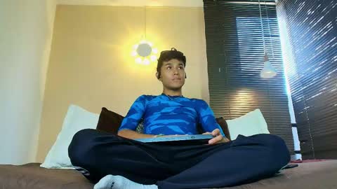 Damon  Salvatore online show from April 17, 2026, 7:06 pm