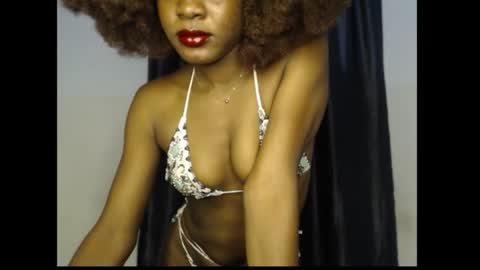 leah online show from November 28, 2025, 4:26 am