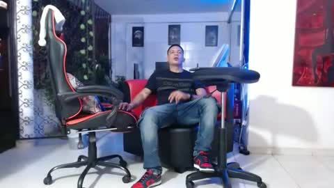 damyan_2003 online show from December 14, 2024, 12:55 am