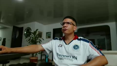 damyan_2003 online show from April 2, 2026, 3:26 am