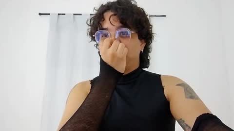 Snapshot of dan_blous chatting on February 3, 2026, 2:53 am Diane Blosson online show from February 3, 2026, 2:53 am