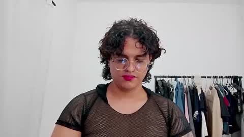 Snapshot of dan_blous chatting on February 25, 2026, 1:04 am Diane Blosson online show from February 25, 2026, 1:04 am