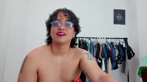 Snapshot of dan_blous chatting on February 26, 2026, 10:53 pm Diane Blosson online show from February 26, 2026, 10:53 pm