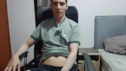 Snapshot of dan_hottest chatting on April 21, 2026, 1:42 am x x online show from April 21, 2026, 1:42 am
