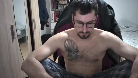 King Dan online show from February 1, 2026, 7:56 pm