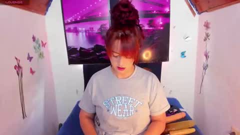 Snapshot of dana_35_ chatting on September 11, 2025, 8:09 pm dana online show from September 11, 2025, 8:09 pm