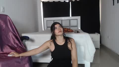 Snapshot of dana_777 chatting on March 8, 2025, 8:14 pm Dayana  online show from March 8, 2025, 8:14 pm