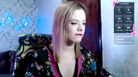 Dana SmileX online show from January 13, 2026, 7:52 pm