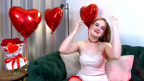Snapshot of danadrake chatting on February 13, 2025, 5:37 am Dana online show from February 13, 2025, 5:37 am
