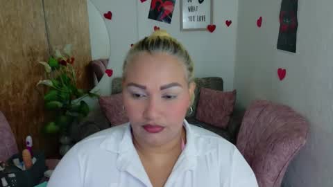 danalaleska online show from February 3, 2026, 6:40 am