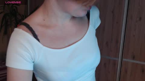 danbie_leen online show from February 21, 2025, 12:06 pm