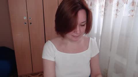 danbie_leen online show from April 20, 2026, 9:45 am