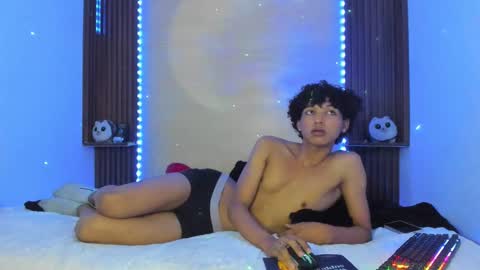 Dandy wolf online show from December 7, 2024, 11:45 pm