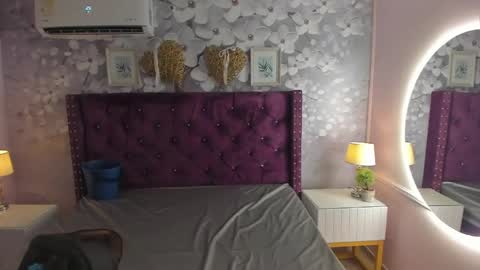 Snapshot of danee_19 chatting on April 15, 2026, 11:28 am Daniela online show from April 15, 2026, 11:28 am