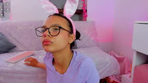 Danesa online show from April 1, 2026, 9:12 pm