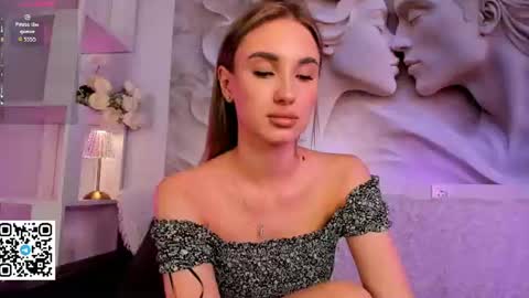 Snapshot of danger_bella chatting on June 5, 2026, 8:36 pm Bella online show from June 5, 2026, 8:36 pm
