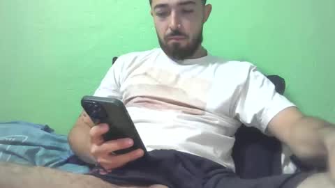 Snapshot of dani3l9905 chatting on December 5, 2025, 2:20 am dani3l9905 online show from December 5, 2025, 2:20 am