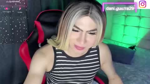 Snapshot of dani_lovet1 chatting on April 30, 2026, 7:25 am dani online show from April 30, 2026, 7:25 am