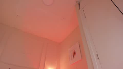 Hi I am Dani online show from December 24, 2024, 2:44 pm