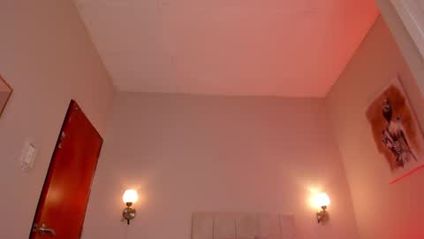 Hi I am Dani online show from February 3, 2025, 11:53 am