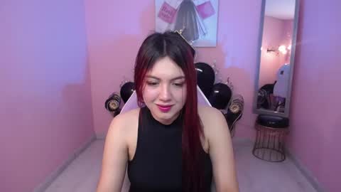dani_taylor_ online show from April 30, 2026, 8:57 pm