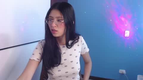 dani_tf online show from April 16, 2026, 2:29 pm