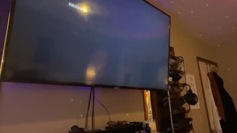 Snapshot of danidragon69 chatting on December 20, 2024, 2:27 pm Dani Dragon online show from December 20, 2024, 2:27 pm